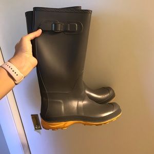 Gray Rain Boots Size 8 (runs small- more like 7)